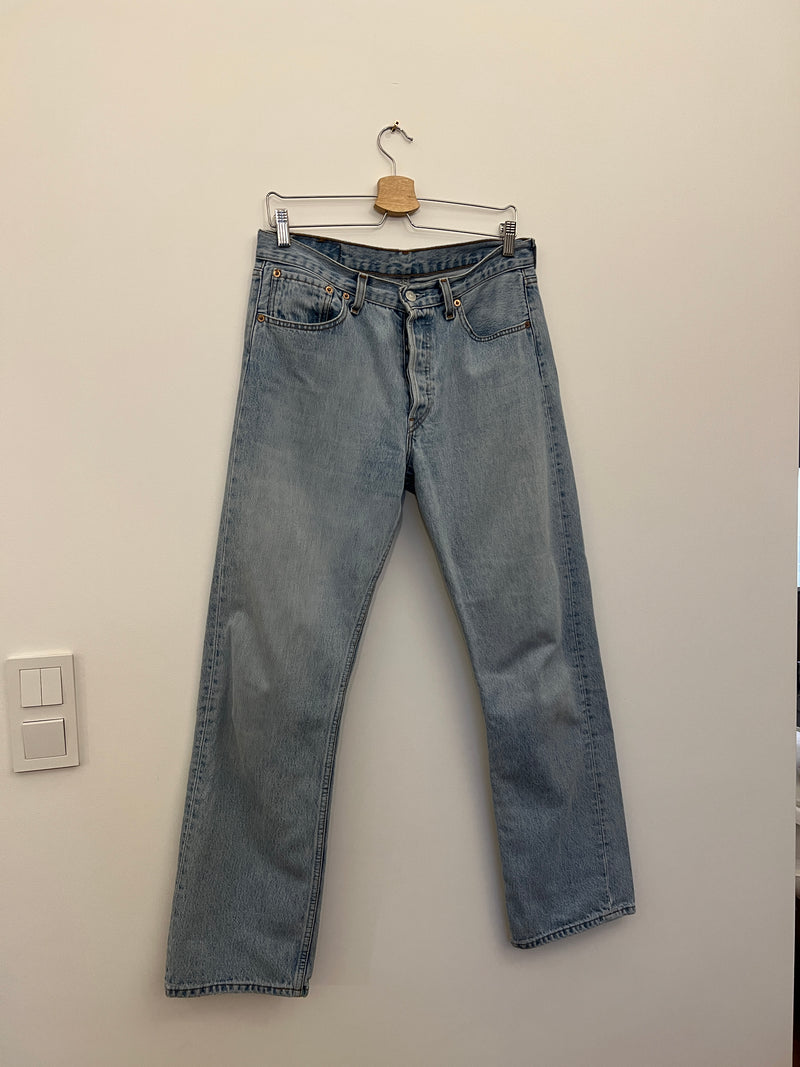 Levi's 501 W32