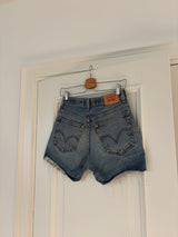 szorty Levi's 569